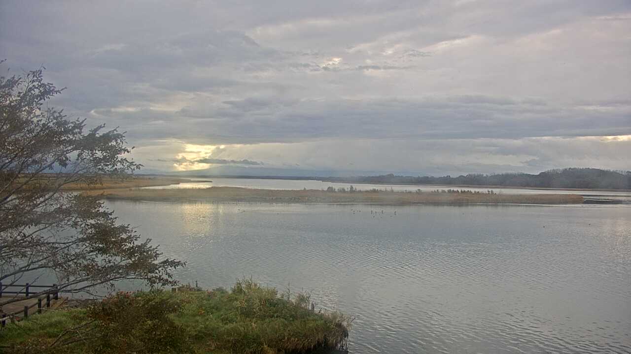 濤沸湖と斜里岳
