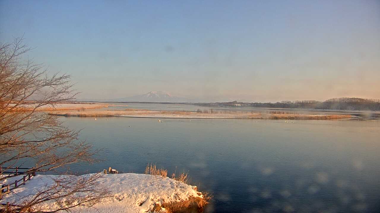 Lake Tofutsuko and Mt. Shari