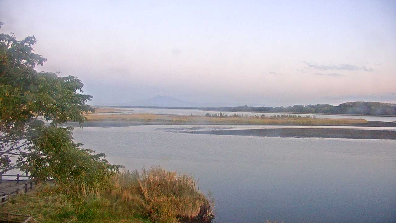 Lake Tofutsu and Mount Shari