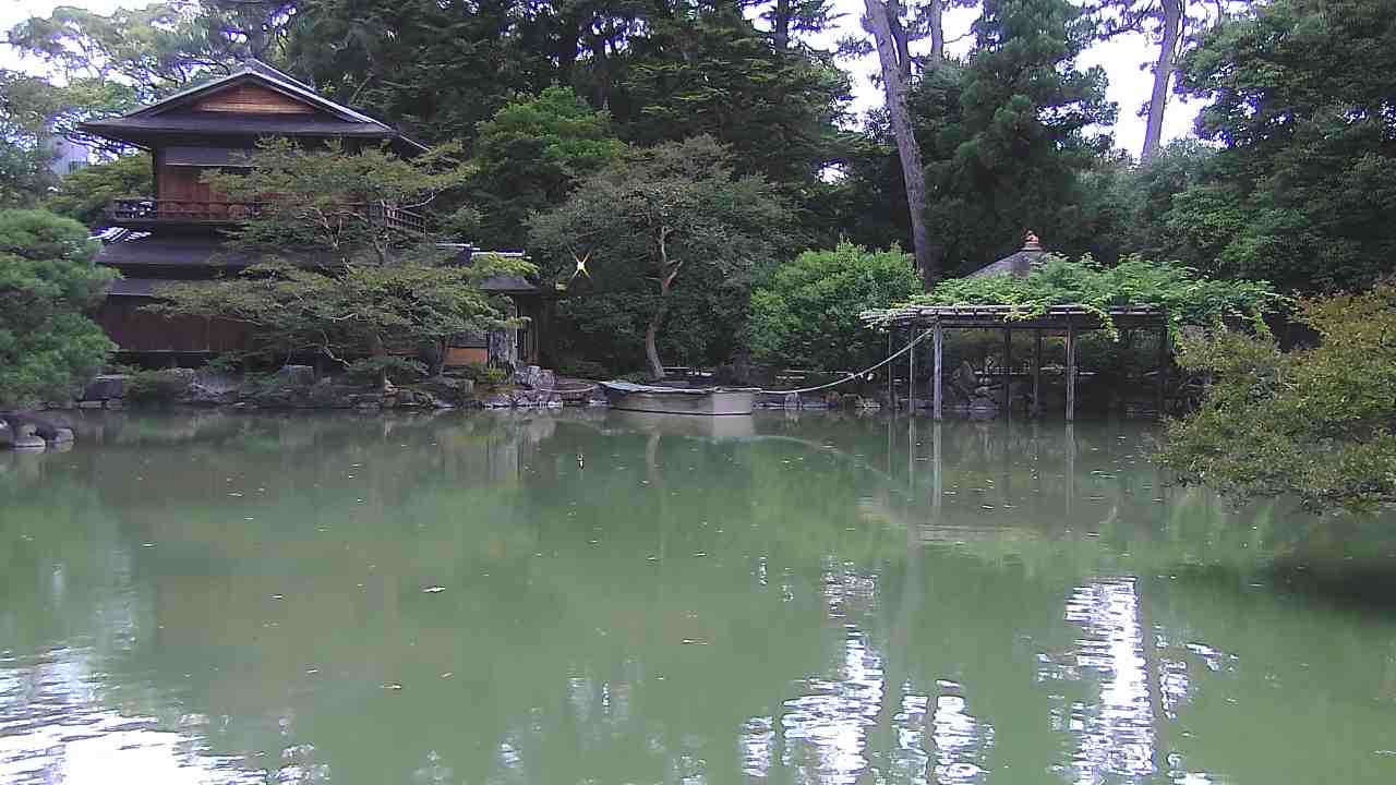 京都御苑（九條家の遺構・拾翠亭）