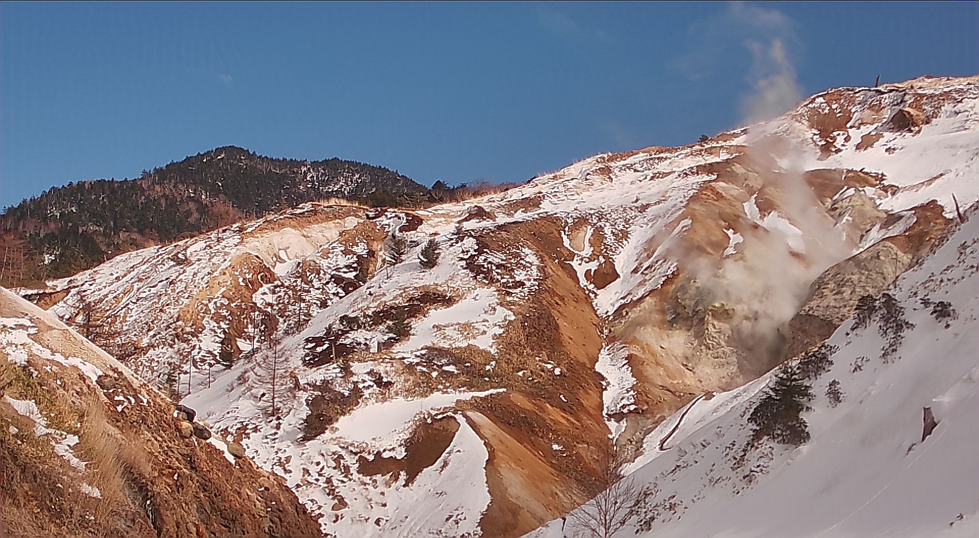 万座しぜん情報館から見た空吹
