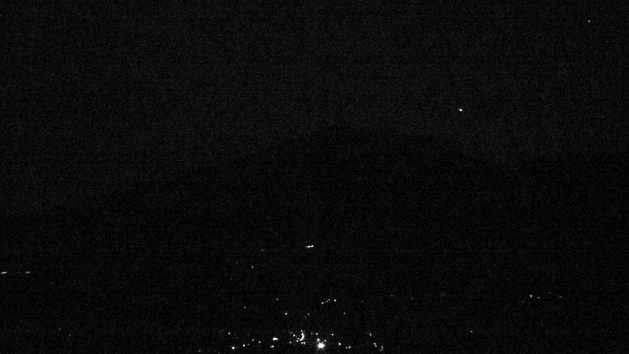 嬬恋村からみた浅間山