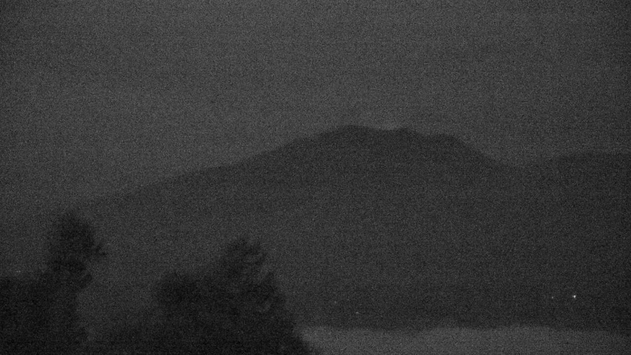 嬬恋村からみた浅間山