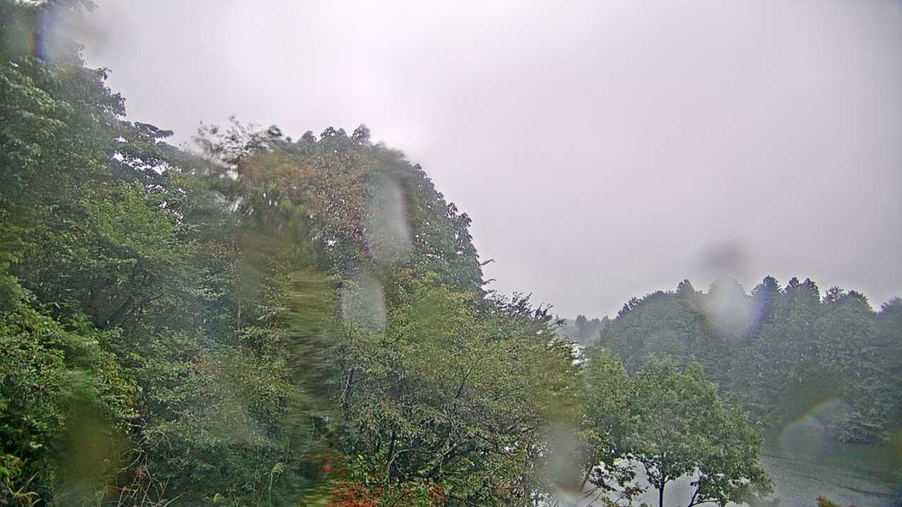 다누키호 호숫가에서 보는 후지산