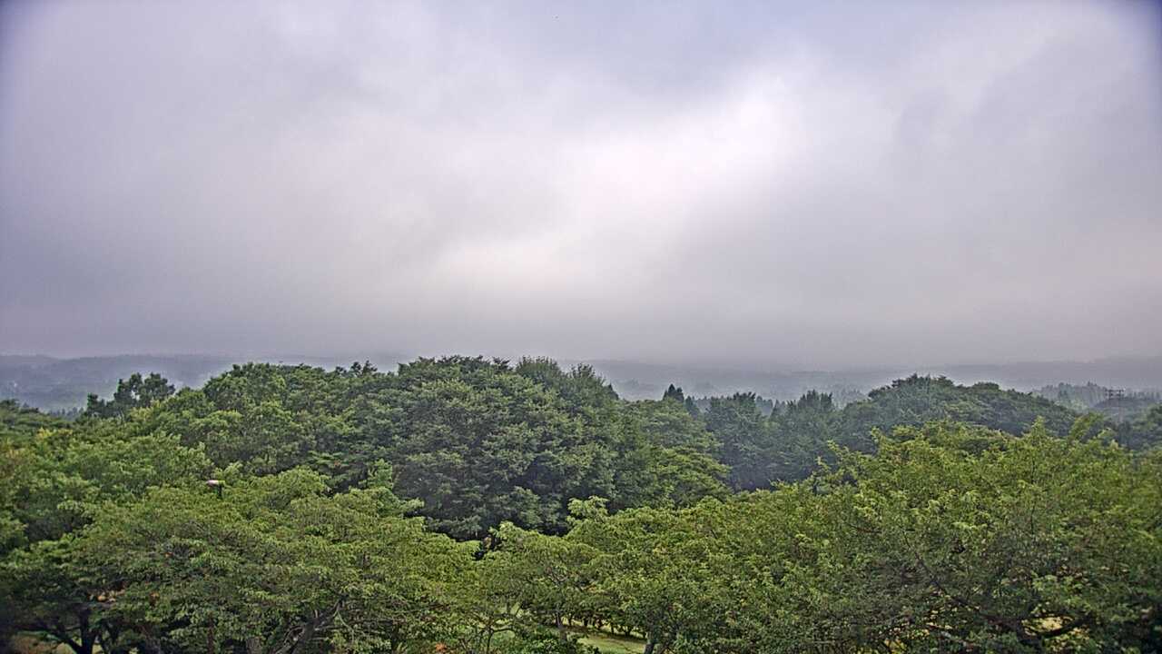 南阿蘇からみた阿蘇山系の根子岳