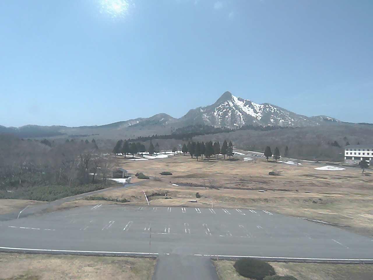 大山鏡ヶ成からみた烏ヶ山