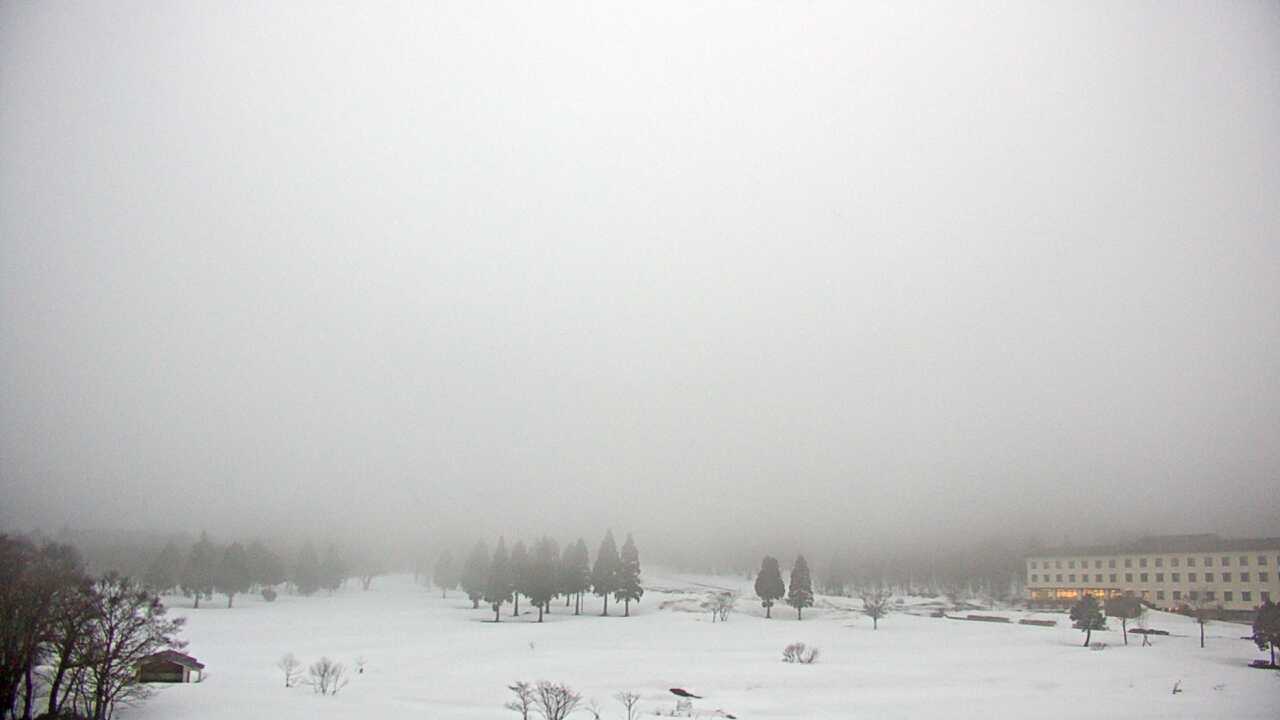 大山鏡ヶ成からみた烏ヶ山