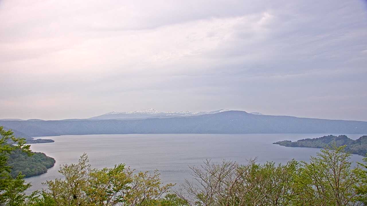 発荷峠からみた十和田湖