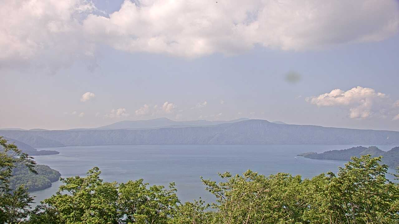 発荷峠からみた十和田湖