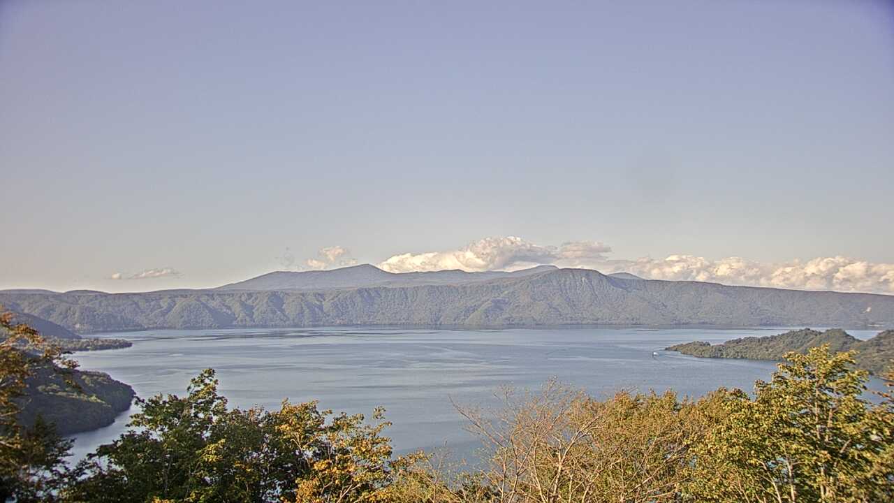 Lake Towadako as viewed from Hakka Pass