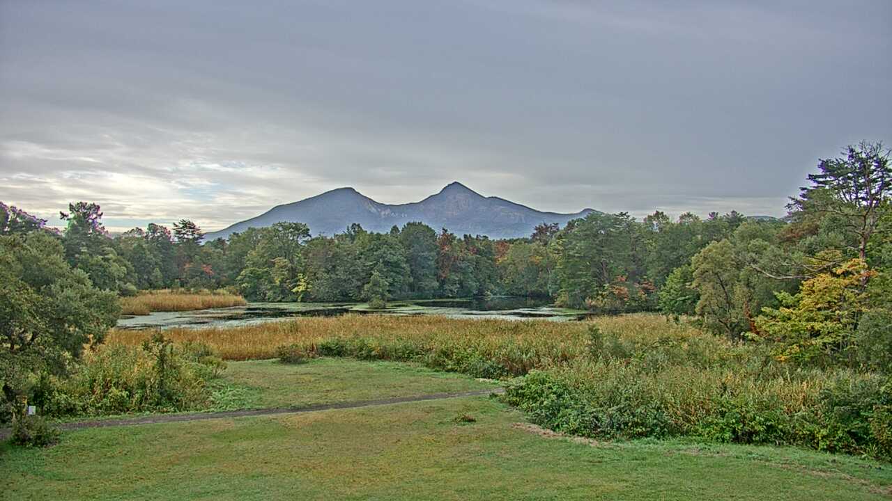 Pond Renge-numa in Urabandai and Mt. Bandai