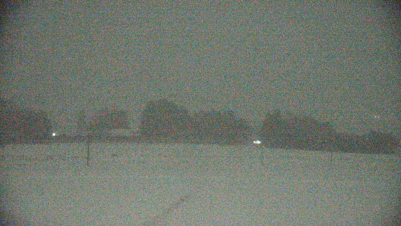 羽黒町からみた月山遠望