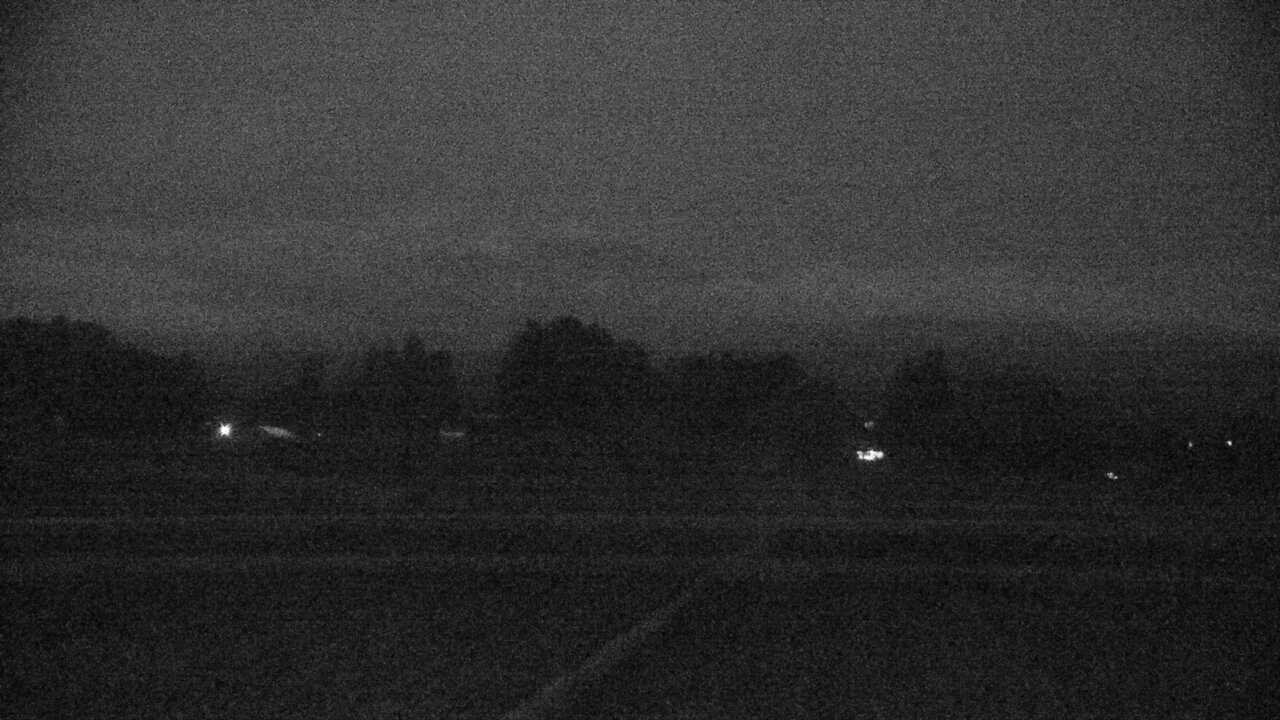 羽黒町からみた月山遠望