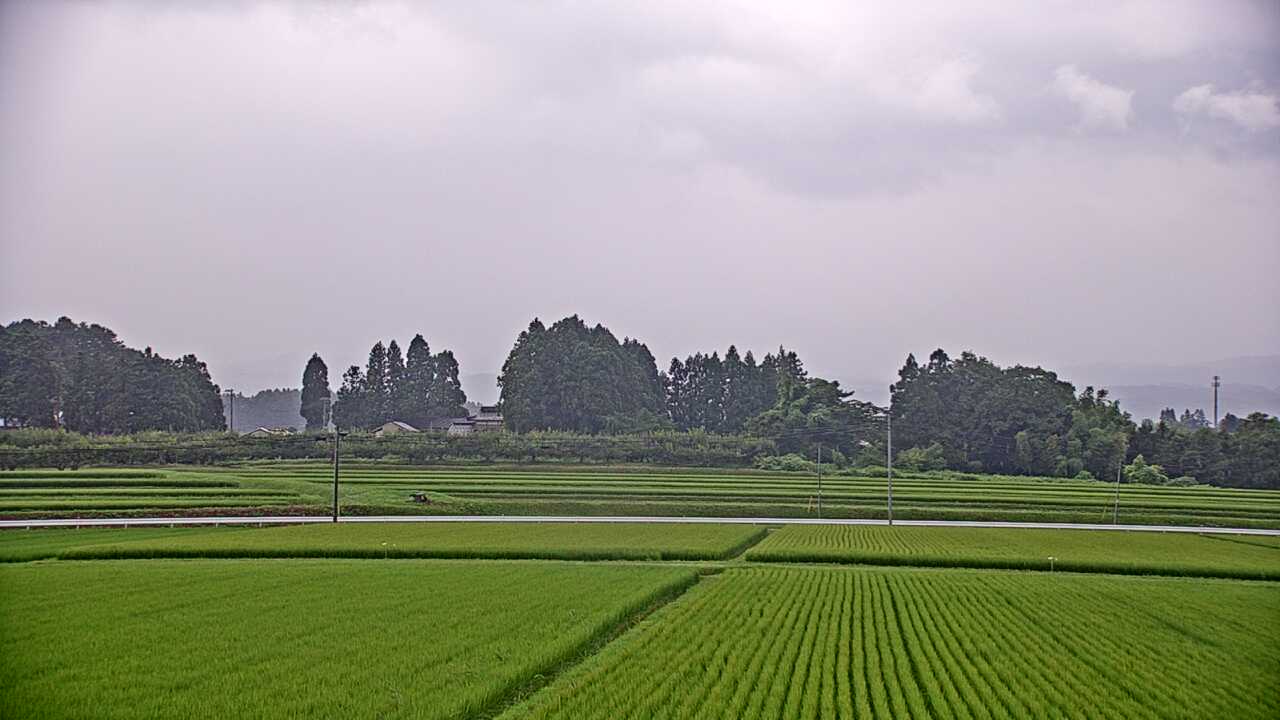 羽黒町からみた月山遠望